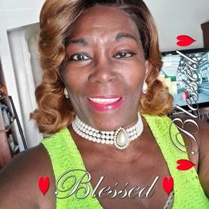 Meet your Posher, Toya